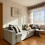 Апартаменты New With A View In The Town Center