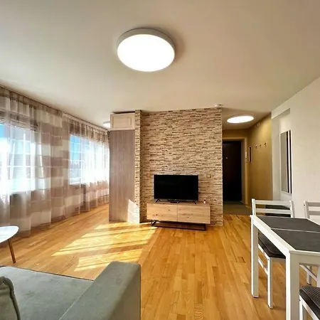 New With A View In The Town Center *