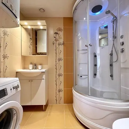 New With A View In The Town Center 아파트 *