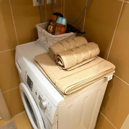 아파트 New With A View In The Town Center *