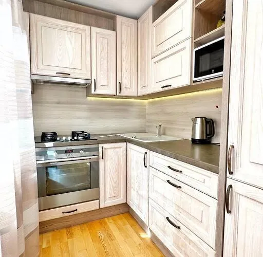 New With A View In The Town Center *