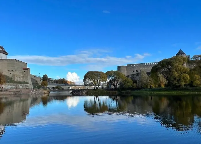 New With A View In The Town Center 纳尔瓦